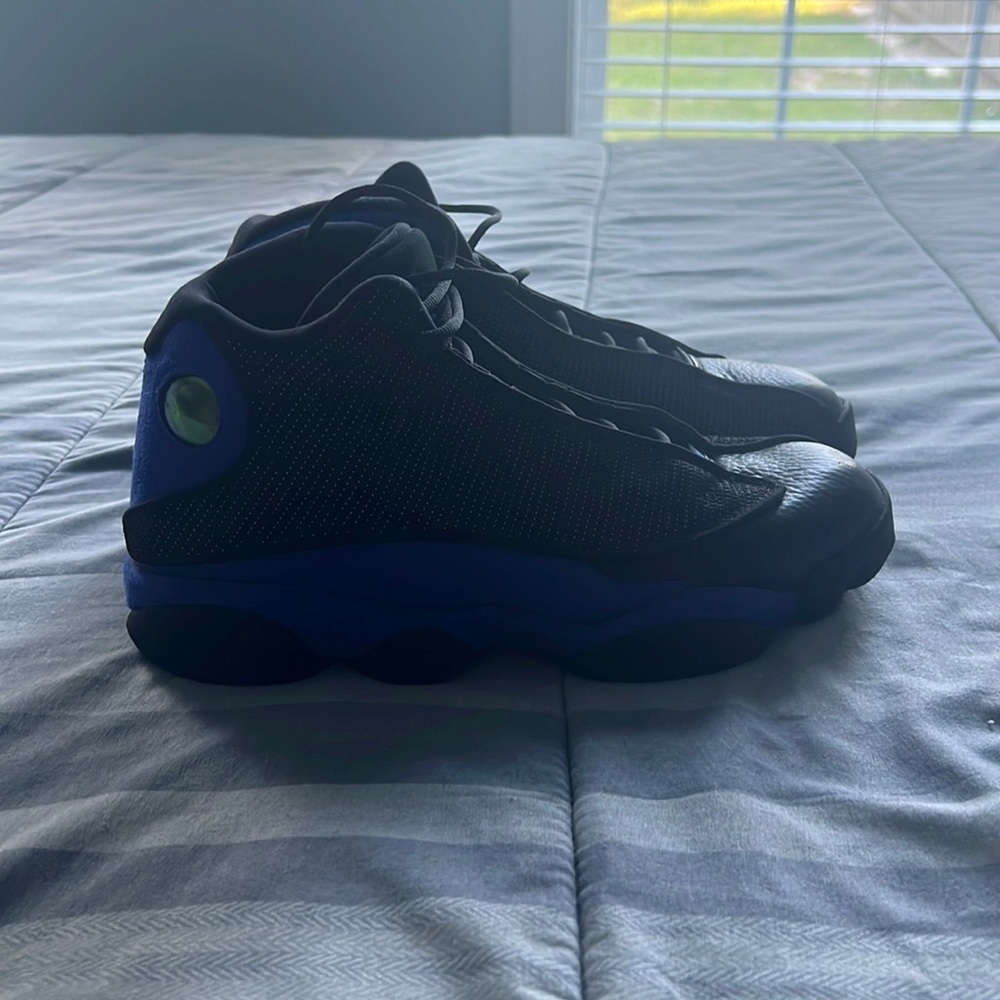 blue and black jordan’s